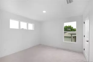 299 SE Via Sangro, Port Saint Lucie, FL 34952 - Photo 30