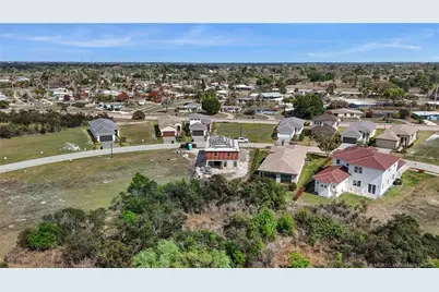 299 SE Via Sangro, Port Saint Lucie, FL 34952 - Photo 16