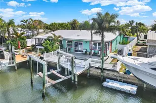 84 Aqua Ra Dr, Jensen Beach, FL 34957 - Photo 1