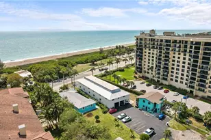 711 S Ocean Dr, Fort Pierce, FL 34949 - Photo 2
