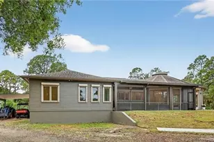 9180 SW Star Dr, Stuart, FL 34997 - Photo 8