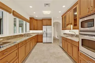9180 SW Star Dr, Stuart, FL 34997 - Photo 10