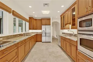 9180 SW Star Dr, Stuart, FL 34997 - Photo 10