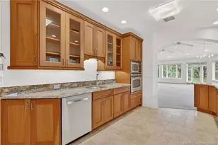 9180 SW Star Dr, Stuart, FL 34997 - Photo 8