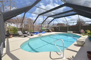 2049 SW Monterrey Ln, Port Saint Lucie, FL 34953 - Photo 10