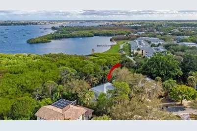 1042 SW Lighthouse Drive, Palm City, FL 34990 - Photo 6