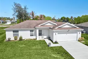 2361 SE Mariposa Ave, Port Saint Lucie, FL 34952 - Photo 2