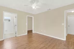 2361 SE Mariposa Ave, Port Saint Lucie, FL 34952 - Photo 20