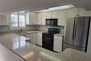 2950 SE Ocean Blvd, Stuart, FL 34996 - Photo 6