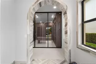 207 SE Via Bisento, Port Saint Lucie, FL 34952 - Photo 4