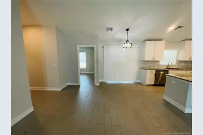 928 SW John Maccormack Terrace, Port Saint Lucie, FL 34953 - Photo 6