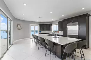 2318 NW Bay Colony Ct, Stuart, FL 34994 - Photo 20