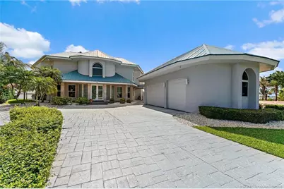 2318 NW Bay Colony Court, Stuart, FL 34994 - Photo 6