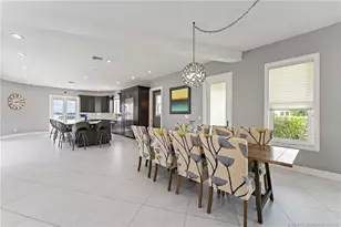 2318 NW Bay Colony Ct, Stuart, FL 34994 - Photo 16