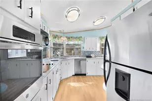 8636 Florence Dr, Port Saint Lucie, FL 34952 - Photo 18