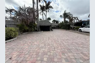 387 NW Boundary Drive, Port Saint Lucie, FL 34986 - Photo 2