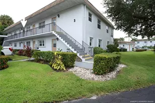 2950 SE Ocean Blvd, Stuart, FL 34996 - Photo 2