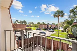 2992 SW Sunset Trace Cir, Palm City, FL 34990 - Photo 10