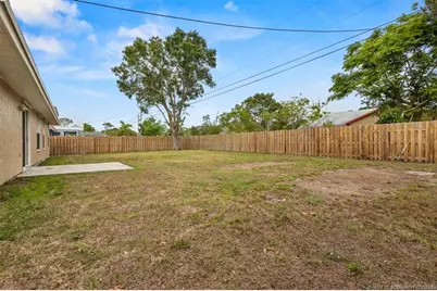 517 SW College Park Road, Port Saint Lucie, FL 34953 - Photo 4