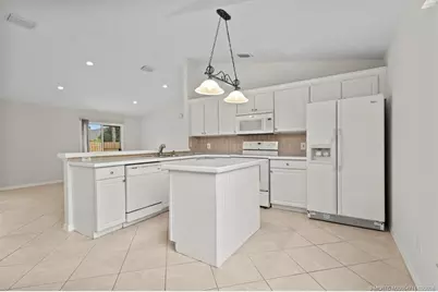 517 SW College Park Road, Port Saint Lucie, FL 34953 - Photo 12