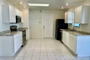 921 SW Cairo Ave, Port Saint Lucie, FL 34953 - Photo 6