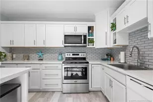 6057 SE Riverboat Dr, Stuart, FL 34997 - Photo 24