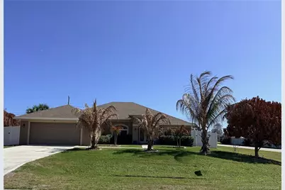 2802 SE Buccaneer Circle, Port Saint Lucie, FL 34952 - Photo 4