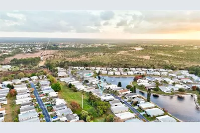 7073 Birchwood Lane, Stuart, FL 34997 - Photo 32