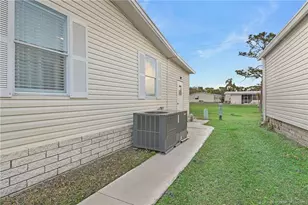 7073 Birchwood Ln, Stuart, FL 34997 - Photo 4