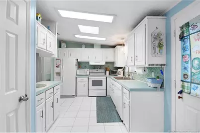 7073 Birchwood Lane, Stuart, FL 34997 - Photo 12