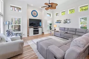 84 SW Hatteras Ct, Palm City, FL 34990 - Photo 24