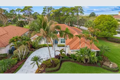 84 SW Hatteras Court, Palm City, FL 34990 - Photo 2