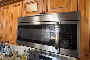 2444 SE Washington St, Stuart, FL 34997 - Photo 10