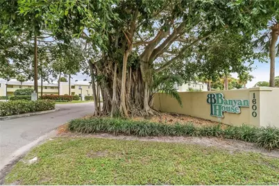 1600 SE Saint Lucie Boulevard #202, Stuart, FL 34996 - Photo 32