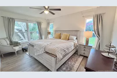 323 SW Ridge Lane, Stuart, FL 34994 - Photo 14