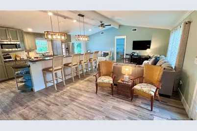 323 SW Ridge Lane, Stuart, FL 34994 - Photo 2