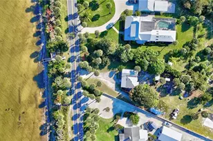 5603 S Indian River Dr, Fort Pierce, FL 34982 - Photo 32