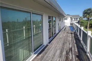 4203 NE Skyline Dr, Jensen Beach, FL 34957 - Photo 10