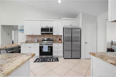870 SW McCoy Avenue, Port Saint Lucie, FL 34953 - Photo 4