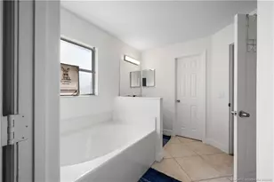 870 SW McCoy Ave, Port Saint Lucie, FL 34953 - Photo 14