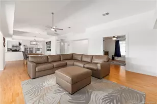 3093 NE Ivy Ln, Jensen Beach, FL 34957 - Photo 10