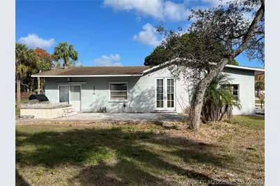 4800 SE Ebbtide Avenue, Port Salerno, FL 34997 - Photo 4
