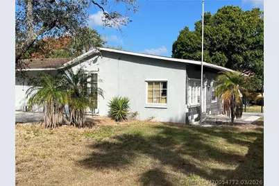 4800 SE Ebbtide Avenue, Port Salerno, FL 34997 - Photo 6