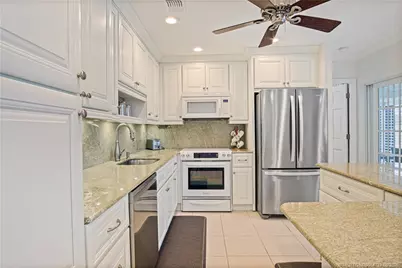 1800 SE Saint Lucie Boulevard #9-101, Stuart, FL 34996 - Photo 4