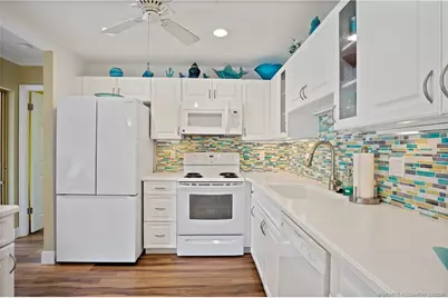 1800 SE Saint Lucie Boulevard #9-107, Stuart, FL 34996 - Photo 4