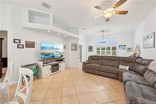 621 NW Broken Oak Trail, Jensen Beach, FL 34957 - Photo 10