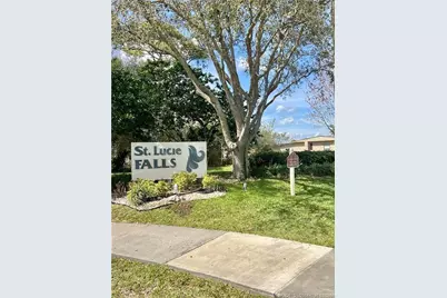 2692 SW Pontiac Place, Stuart, FL 34997 - Photo 2