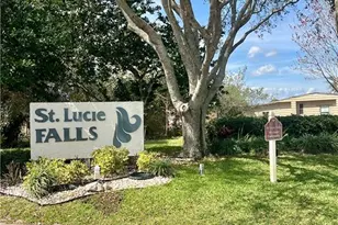 2692 SW Pontiac Pl, Stuart, FL 34997 - Photo 2