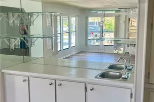 2692 SW Pontiac Pl, Stuart, FL 34997 - Photo 10