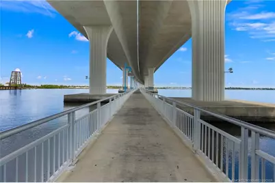 912 NE Sandalwood Place, Jensen Beach, FL 34957 - Photo 32